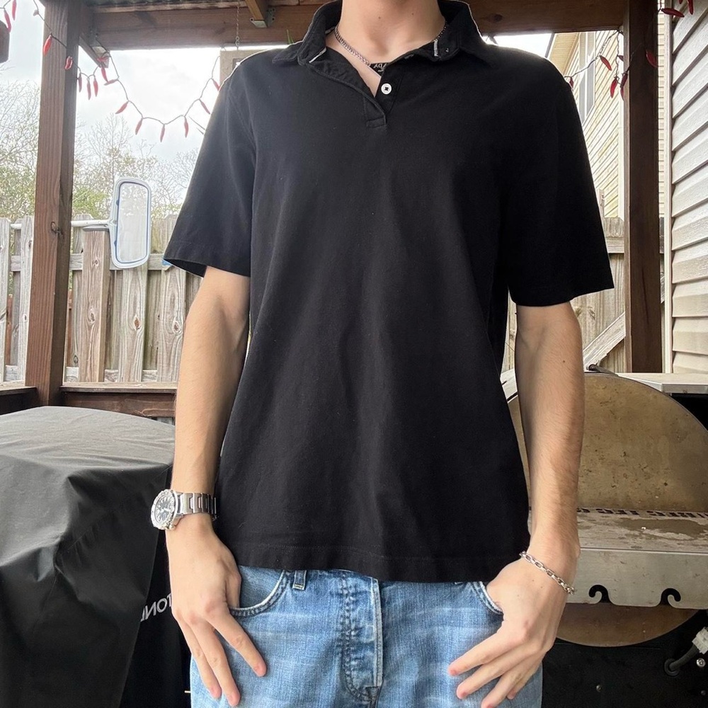 Super cool vintage y2k 2000s Zara men’s black cropped fitting polo!